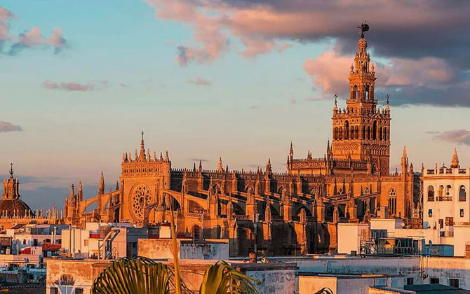 Tourist Attractions Near Seville Metro Stations