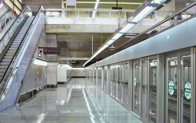 Seville metro Usage Rules