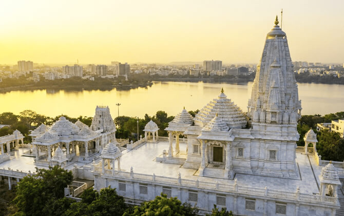 Hyderabad Metro Nearby Attractions