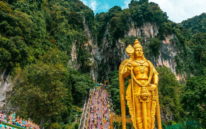 Tourist Attractions Around the Subway