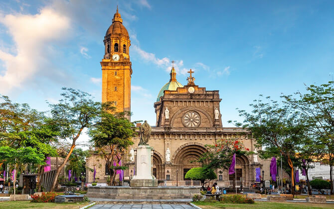 Manila Metro Rail Nearby Attractions