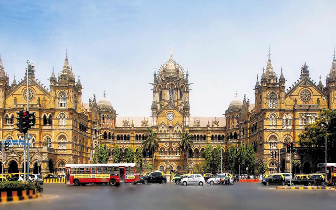 Mumbai Metro Nearby Attractions
