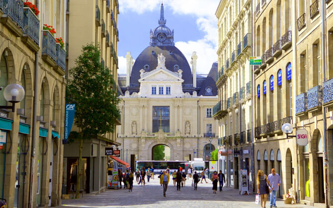 Rennes Metro Nearby Attractions