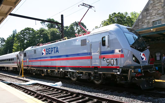 Chestnut Hill East Line